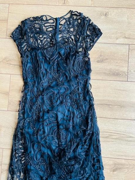 Šaty na príležitosť, 38