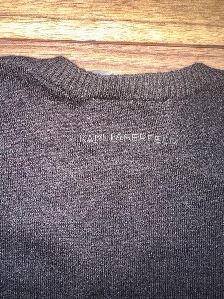 Dievčenský svetrík, 128