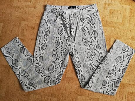 Rifle so zvieracím vzorom, reserved,42