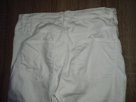 Biele rifle, sinsay,38