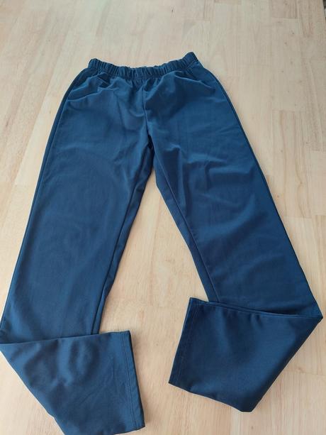 Tepláky, decathlon,140