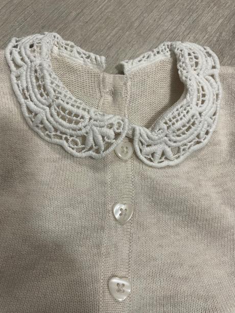 Svetríkové šaty, 104