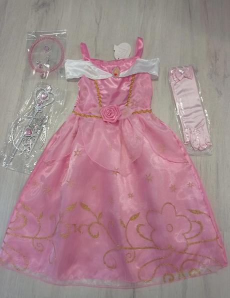 Nová rúženka 6/7 rokov 122/128, 