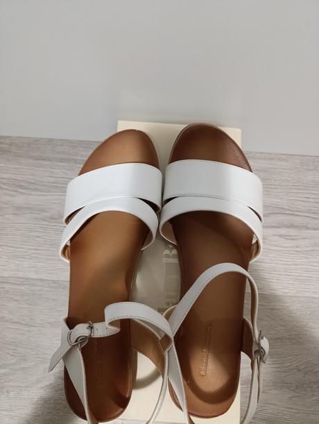 Biele sandále ccc, 42