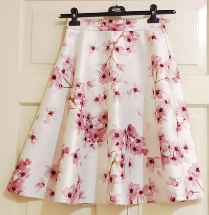 Sukňa s kvetmi sakura, mohito,34
