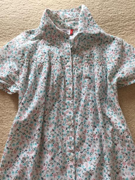 Kvietkovaná blúzka, m