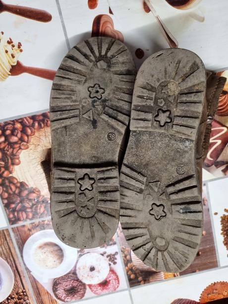 Dievčenské krátke čižmičky, 36