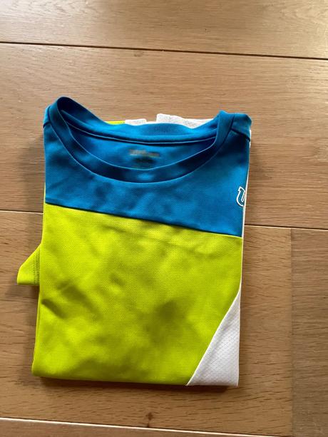 Wilson tričko na tenis, 128