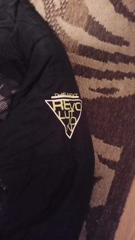 Chlapcenska bunda, next,158