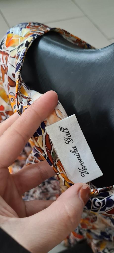 Zaujimavá blúzka veronika gall, m