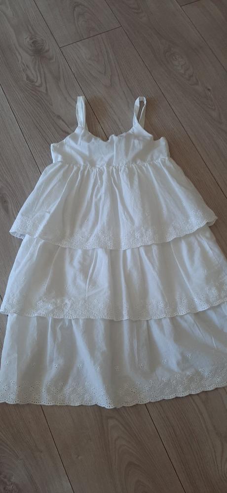 Dievčenské madeirove saty, 128