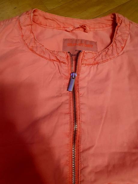 Bundička na donosenie, 158