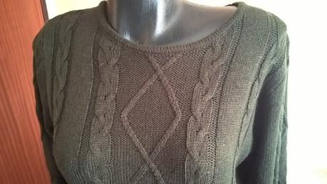 Dlhé pleteninové šaty, 40