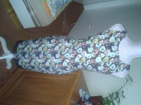 Kvetinkové šaty s čipkou h&m veľ. 38, 38