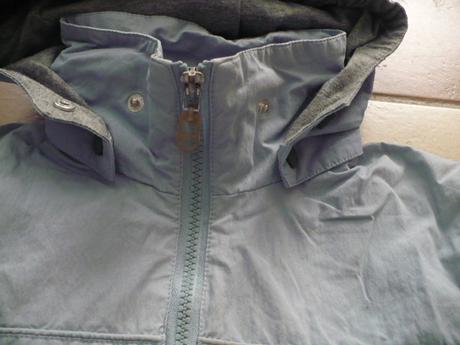 Svetlo modrá vetrovka na jar   exes, 116