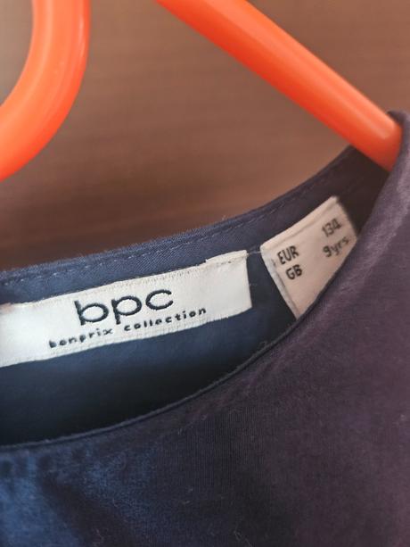 Motýlikové šatičky so spodničkou 134 (m35), bonprix,134