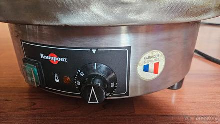 Profesionálny palacinkovač na francúzske palacinky, 