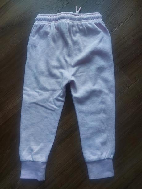 Teplaky reserved 104, reserved,104