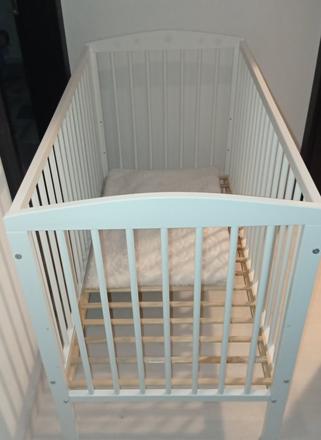 Detská postieľka s roštom a matracom, šírka (cm): 60,dĺžka (cm): 120