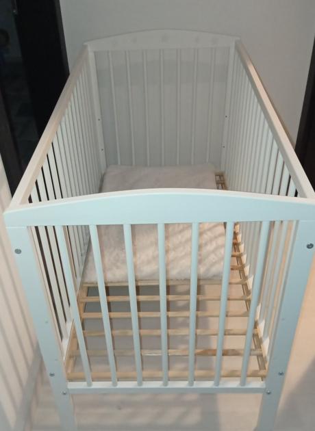 Detská postieľka s roštom a matracom, šírka (cm): 60,dĺžka (cm): 120