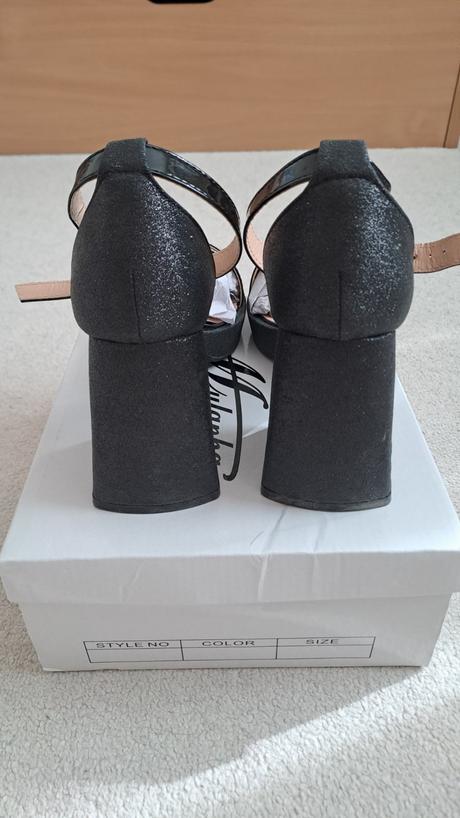 Čierne sandále 38, 38