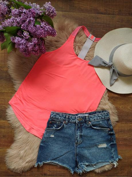 Slabo-oranžové voľné športové tielko, m