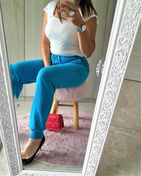 Tyrkysové tepláky s kamienkami-m/l, m