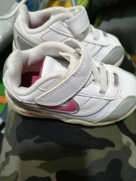 Predám krásne tenisky, nike,21