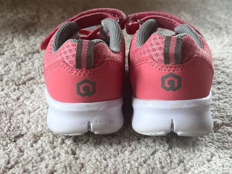 Priedusne tenisky na sport, 30