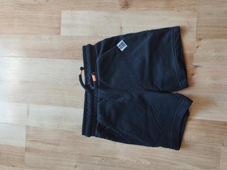 Krátke nohavice, 92