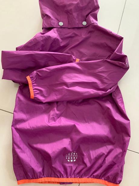 Bunda do dažďa, 122