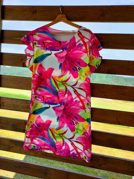 Letné ľahké kvetinove šaty, veľ. 40, 40