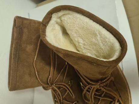 Krasne clenkove cizmy, 39