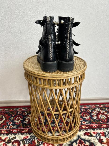 Zara kozenne čižmy s perlickami, zara,36