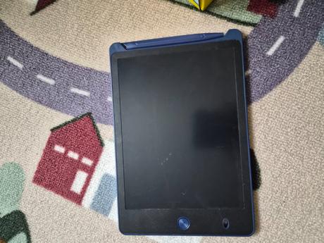 Detske hodinky nove + tablet na kreslenie, 