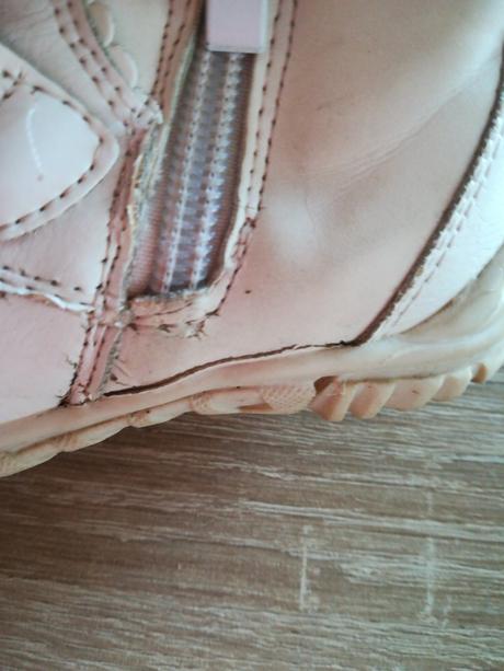 Teplé topánočky, 22