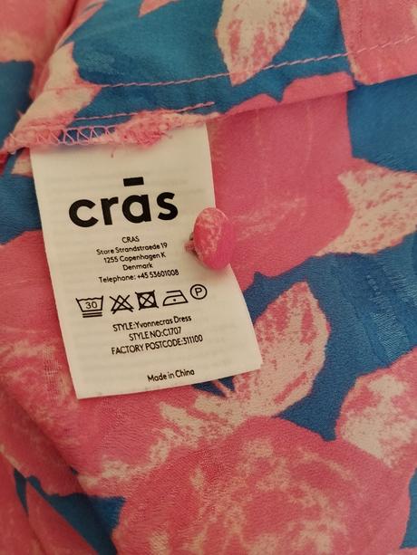 Crās luxusné kvetinové zavinovacie šaty, 36