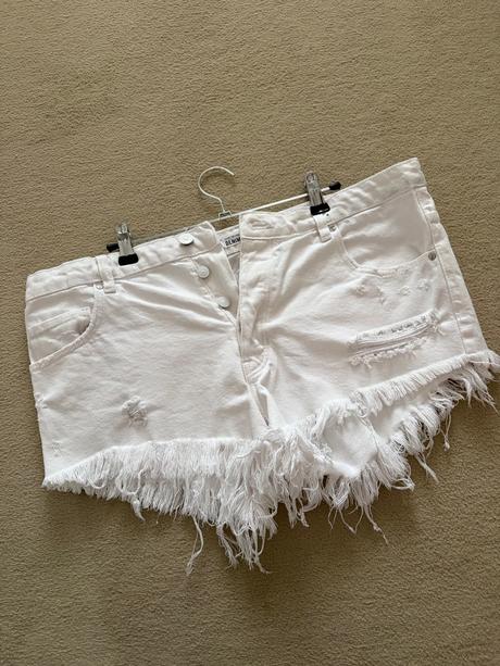 Biele riflové kraťasy velkost 40/l, l