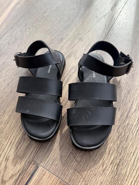 Sandálky, reserved,29