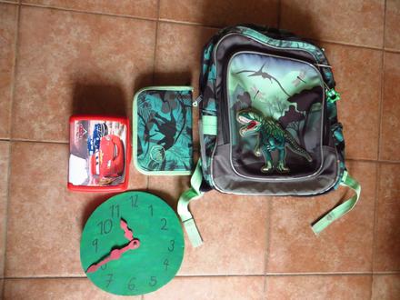 Školská aktovka s dinosaurom topgal + doplnky, 
