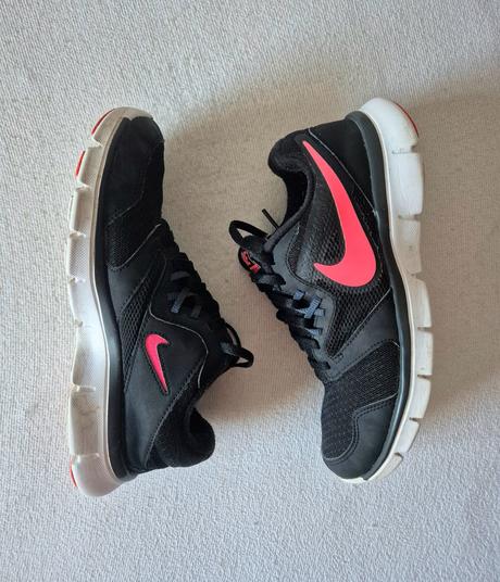 Dievčenské tenisky nike, nike,37