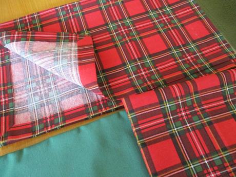 Obliečky a štóla vo vianočnom káre,