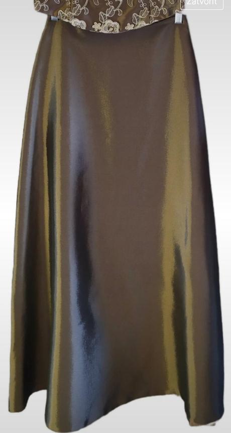 Príležitostné šaty, 38