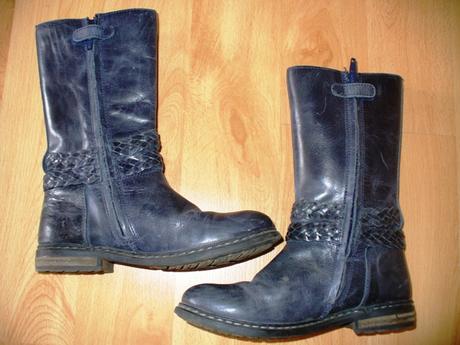 Kožené čižmy, 31