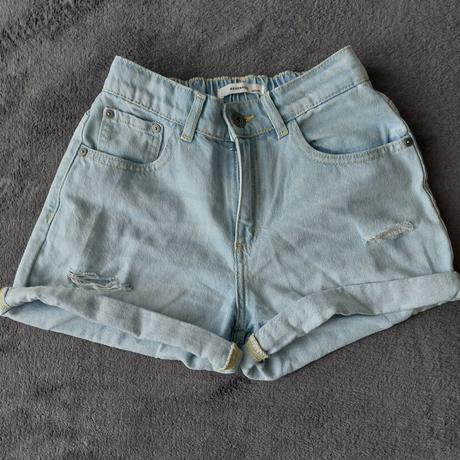 Kraťasy, reserved,152