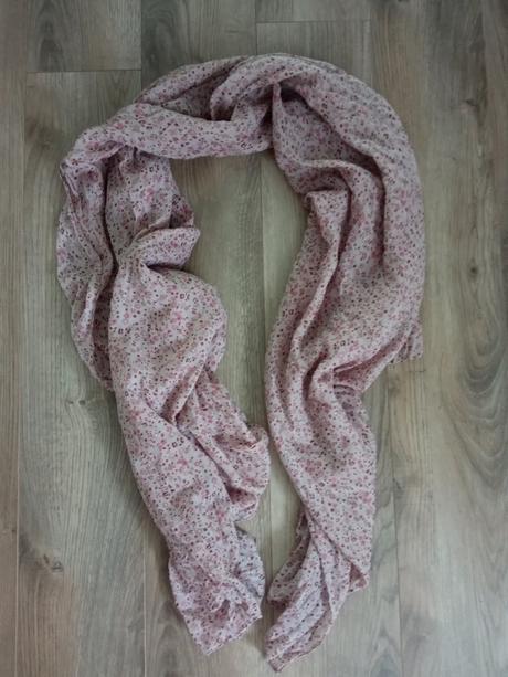 Príjemná jemná šatka/sal, 