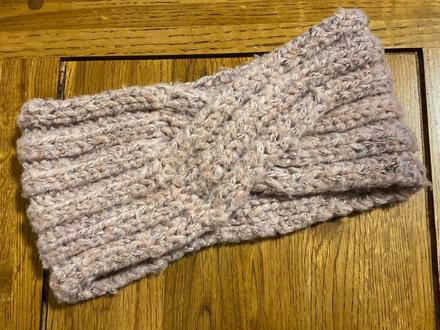 Čelenka na zimu - staroružová,