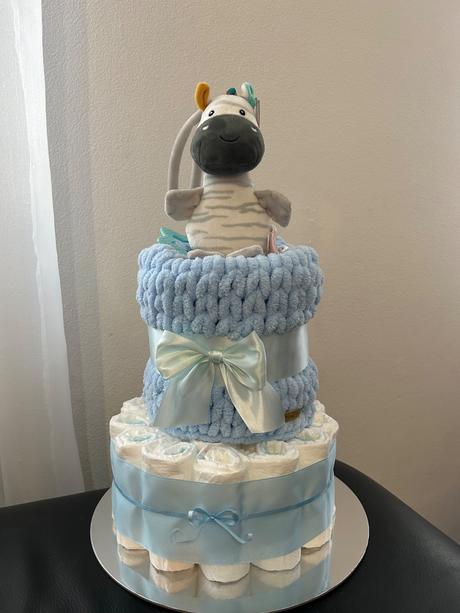 Plienková torta s puffy dekou,