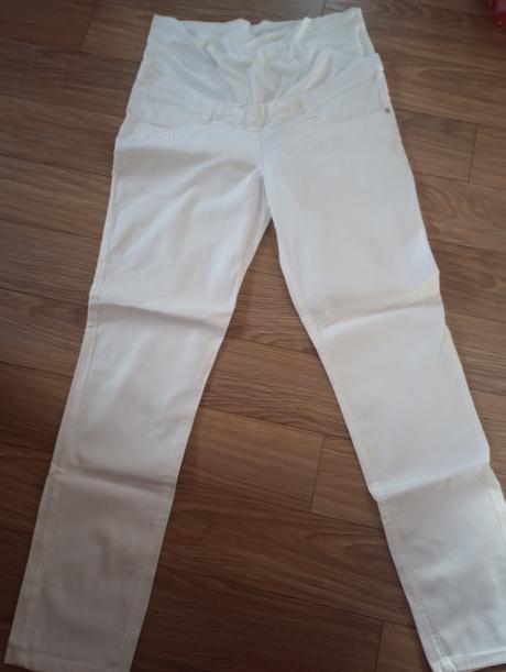 Tehotenské nohavice, 42