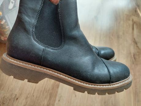 Prechodne tmave topanky, 40
